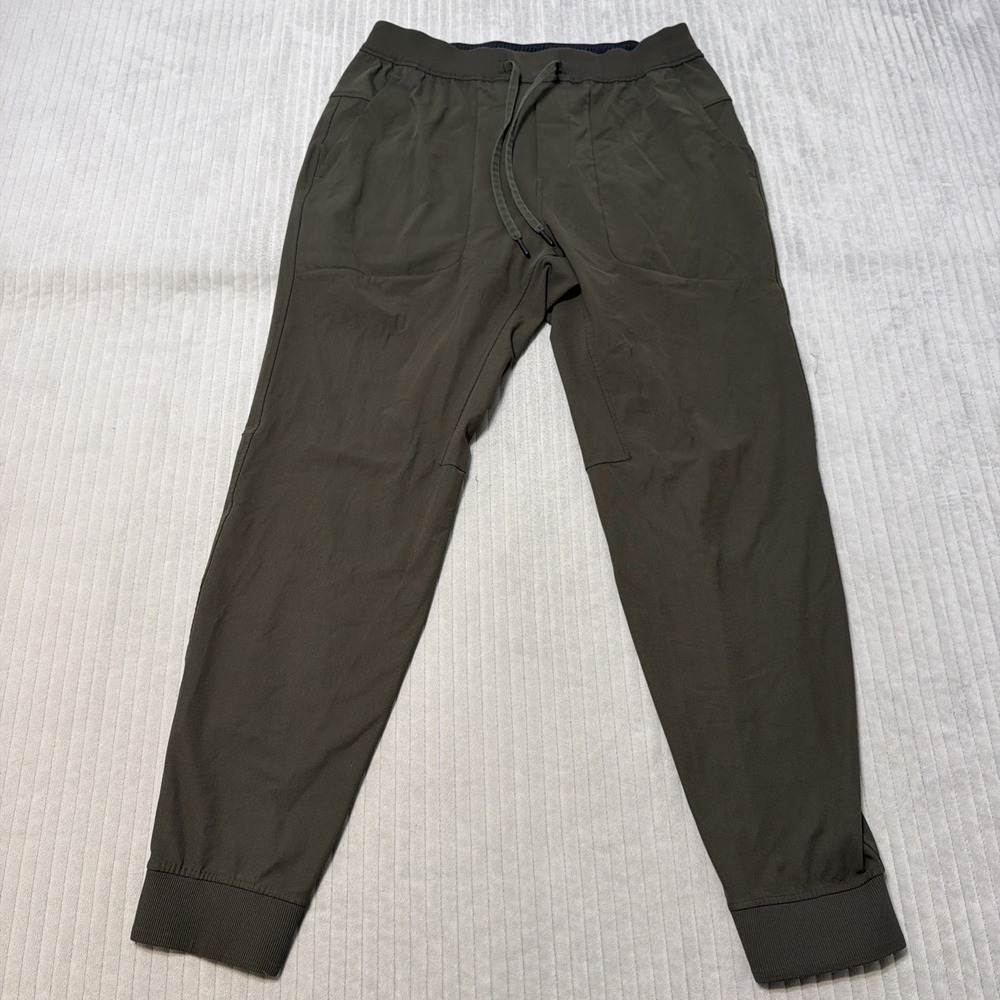 Lululemon ABC Jogger Pants Men Large Green Olive Stretch Warpstreme Gym LM5574s